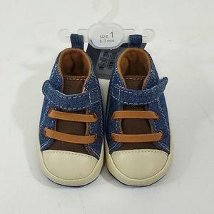 First impression crawling stage size 2-3 months